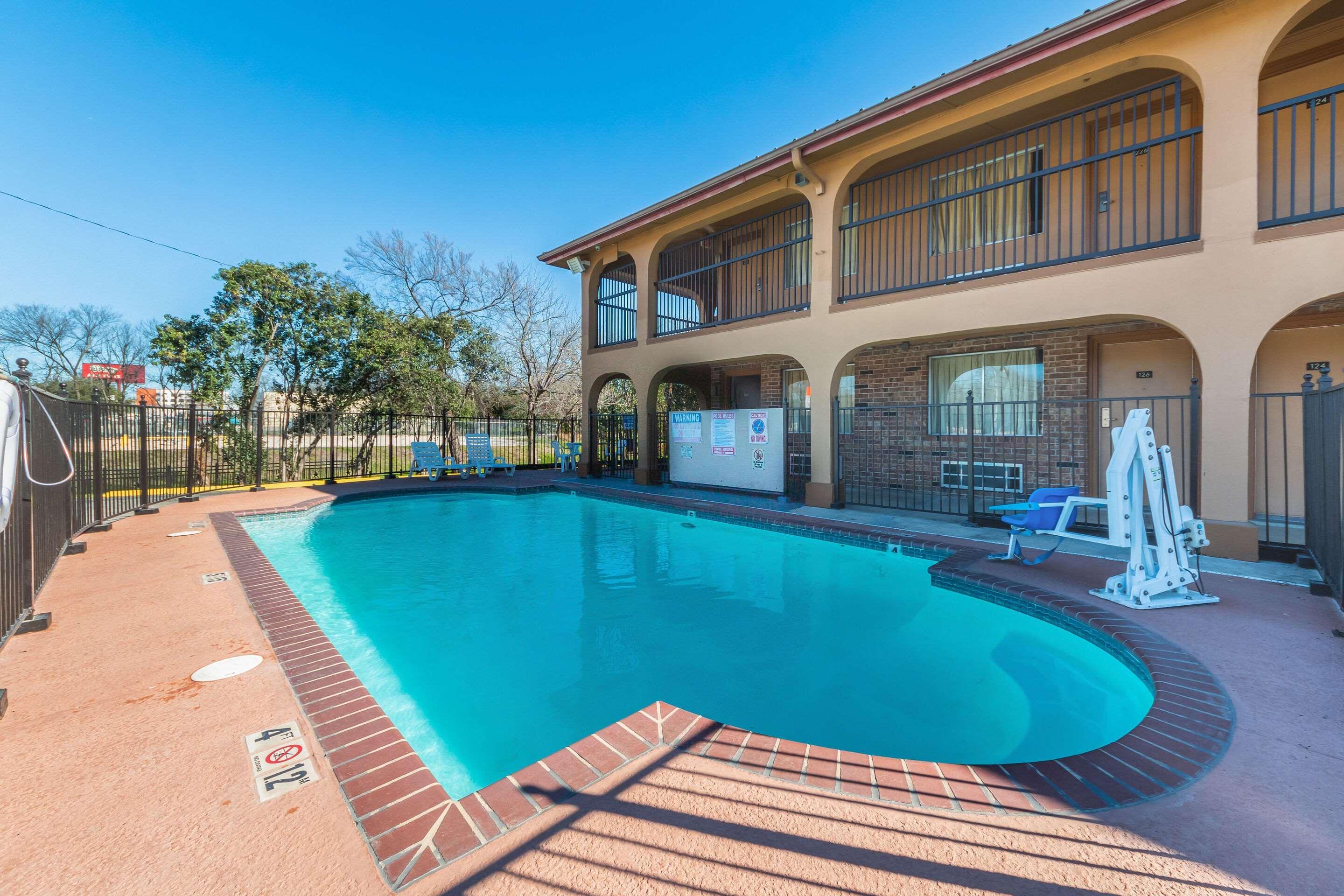 Econo Lodge San Marcos University Area Luaran gambar